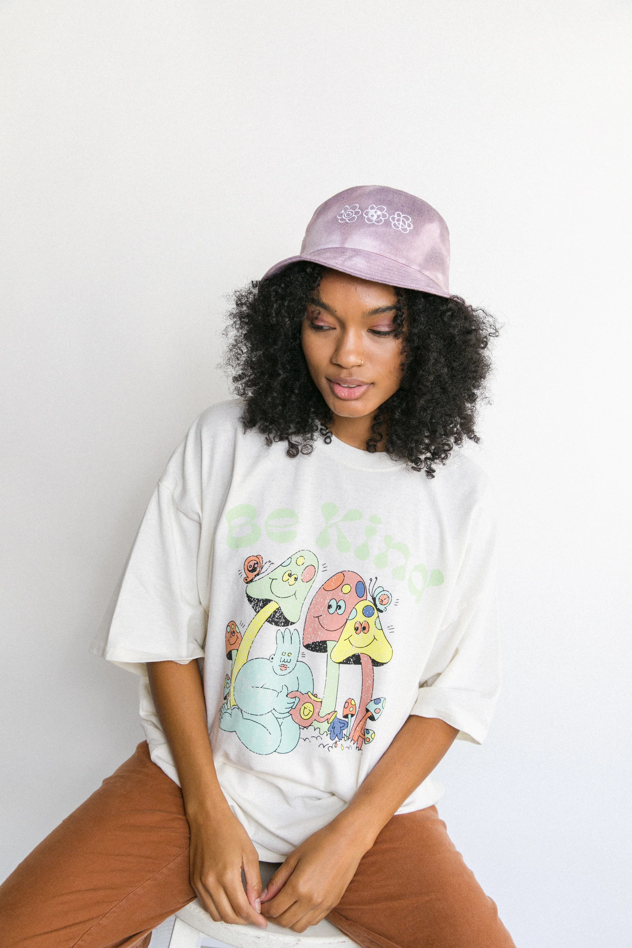 Dreyfus Be Kind Recycled Dad Tee - Image 8